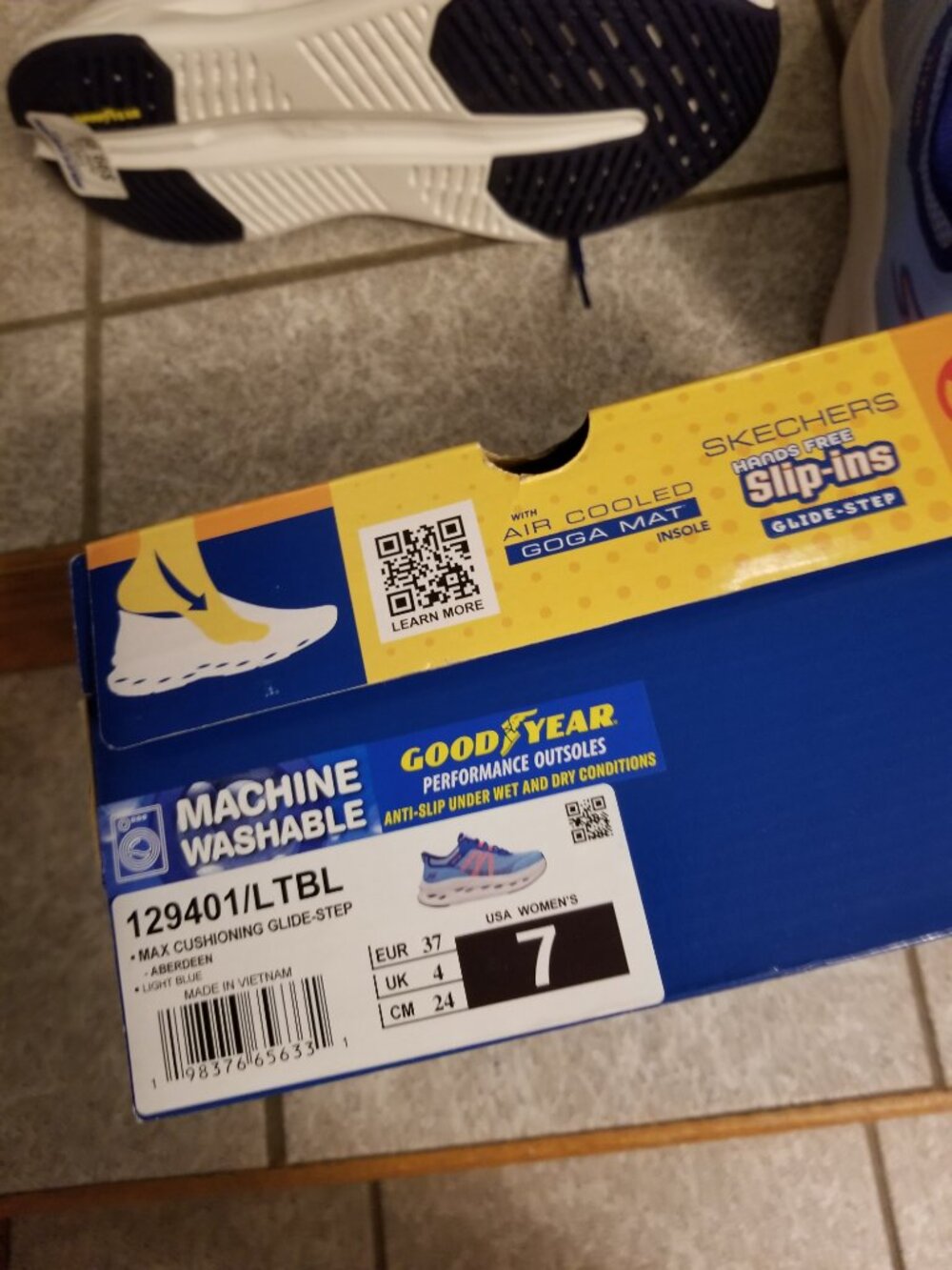 Skechers Slip In Sneakers NIB - Picture 4 of 5